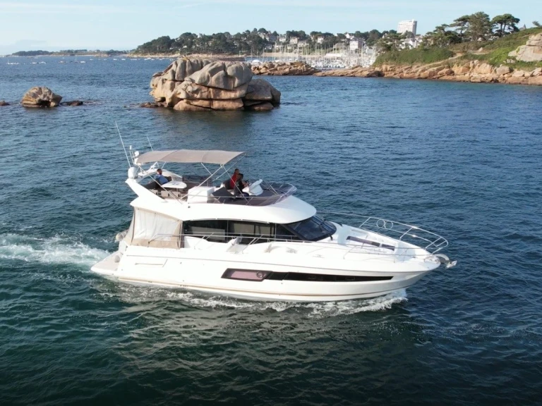 Jeanneau Prestige 460 de alquiler a Trébeurden