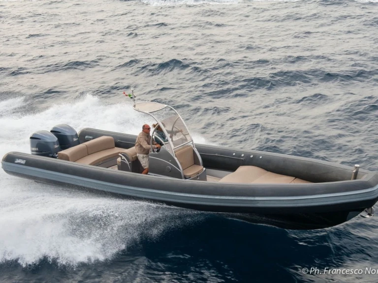 Alquiler de embarcaciones Sea Water 300 PHANTOM enCogolin en Samboat