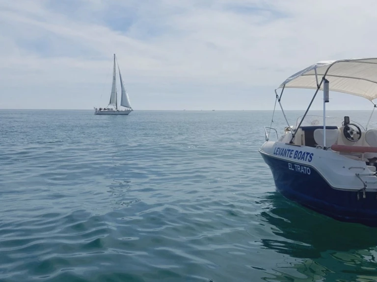 Alquiler Lancha Quicksilver con o sin  título de navegación