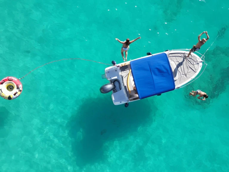 Alquiler de barcos Marigot barato de Cap Camarat 6.5 WA