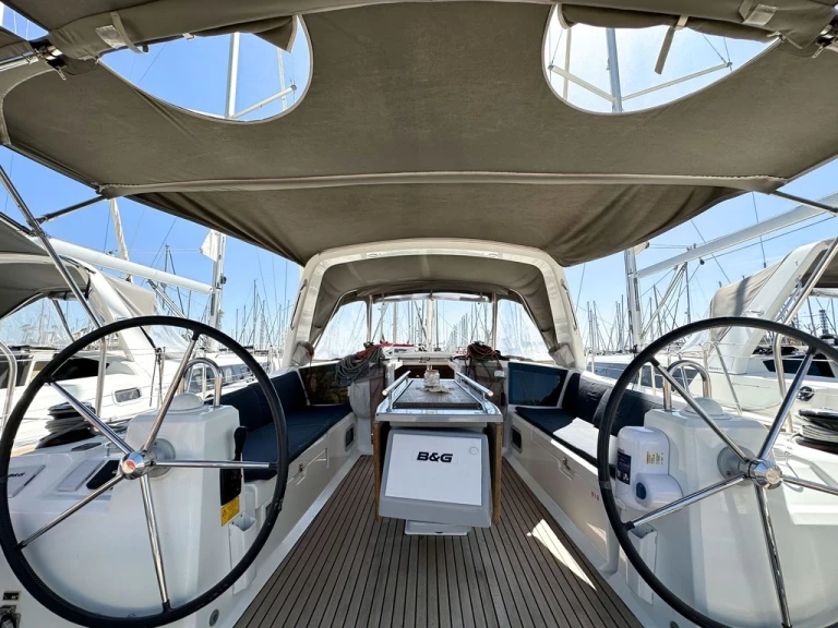 Alquiler de embarcaciones Bénéteau Oceanis 41.1 enCambrils en Samboat