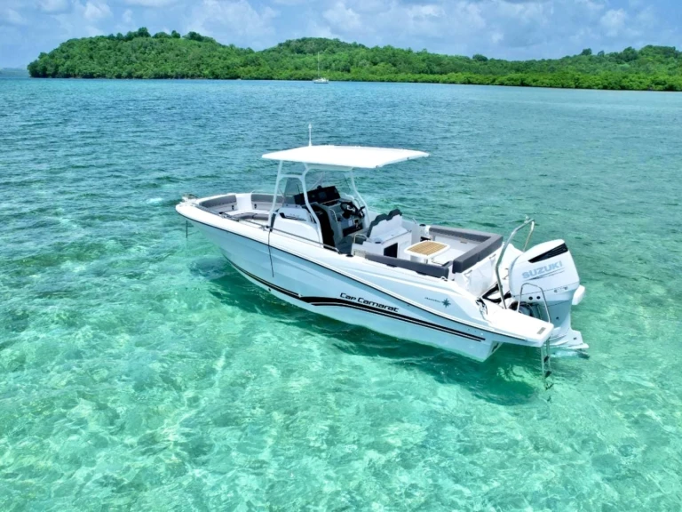 Alquiler de Jeanneau Cap Camarat 7.5 CC Serie 2 en Les Trois-Îlets