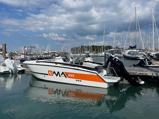 Alquiler Lancha BMA BOATS con o sin  título de navegación