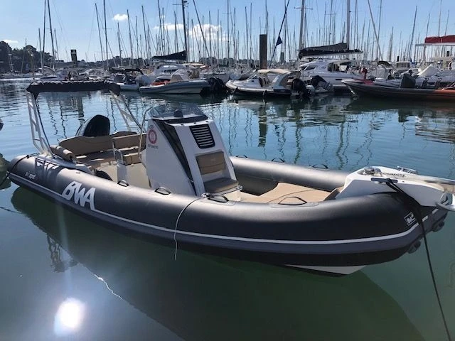 Alquiler de embarcaciones Bwa BWA 24 GTO enLa Trinité-sur-Mer en Samboat