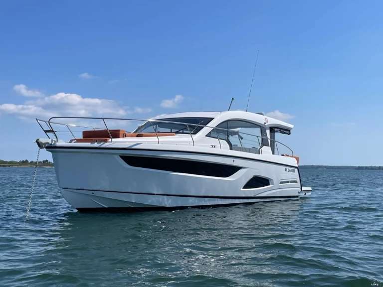 Alquiler de embarcaciones Sealine Sealine C390 enLa Trinité-sur-Mer en Samboat