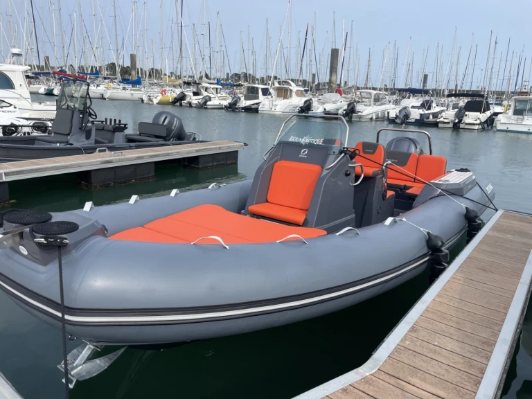 Alquiler de Zodiac Medline 7.5 en La Trinité-sur-Mer