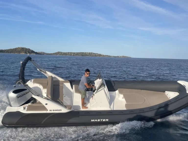 Alquiler Neumática en Porto-Vecchio - Master 750 QM9
