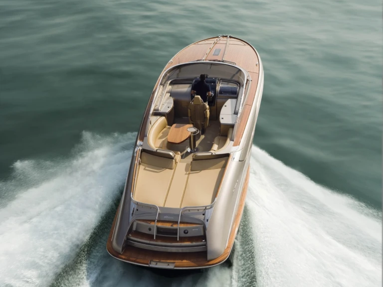 Alquiler La Condamine - Riva rivarama 44 en SamBoat