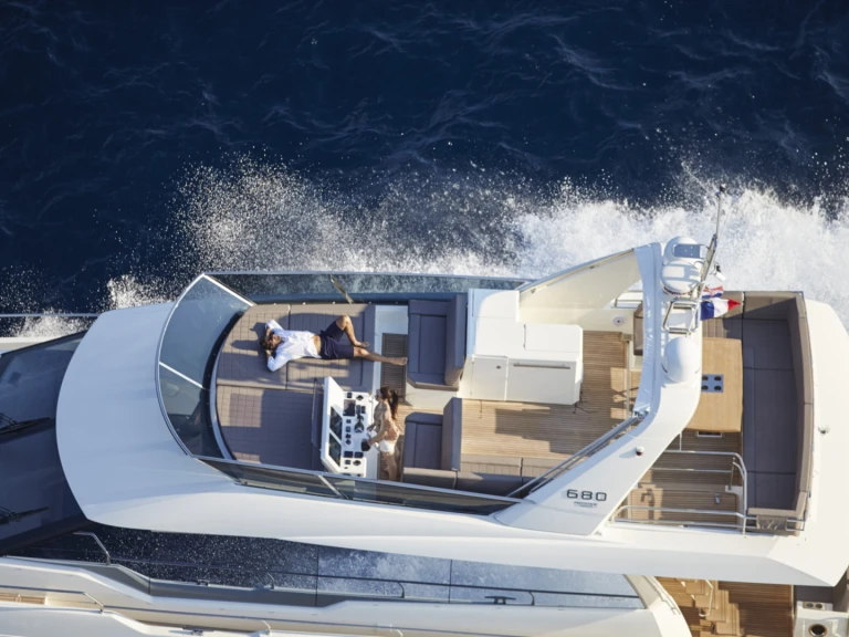 Prestige Prestige 680 de alquiler a Antibes