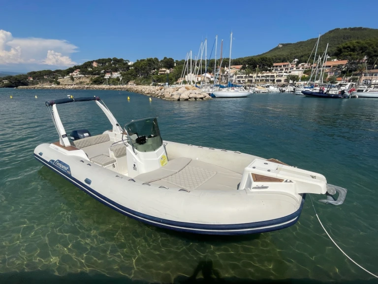 Alquiler La Madrague - Capelli Tempest 770 en SamBoat