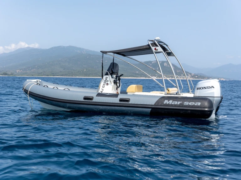 Neumática para alquilar Porto Pollo al mejor precio