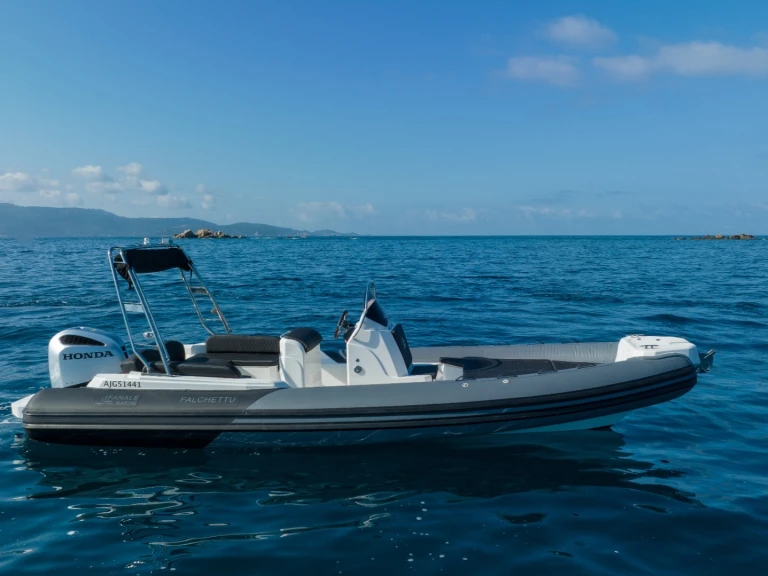 Alquiler de embarcaciones Quicksilver Quicksilver 555 Activ Open enPorto Pollo en Samboat
