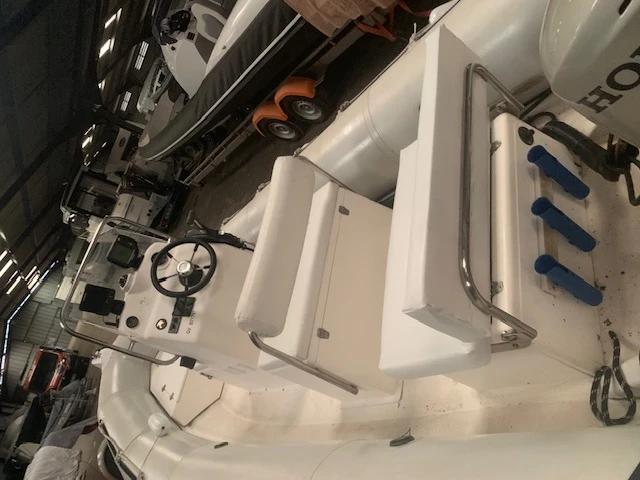 Zodiac 530 FB de alquiler a Bénodet