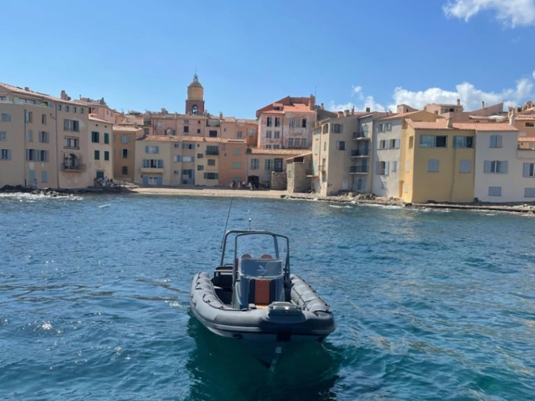 Alquiler Port Grimaud - Highfield HIGHFIELD 700 en SamBoat