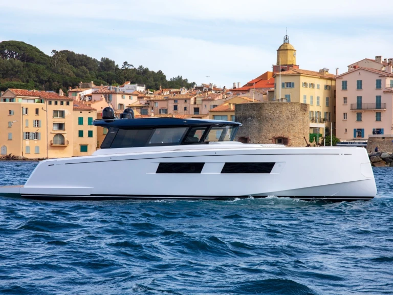 Alquiler de Pardo Yachts PARDO 52 GT en Saint-Tropez