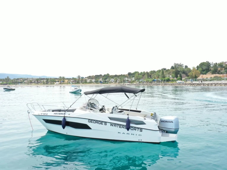 Alquiler Lancha en Latchi - Karnic KARNIC 701 SL