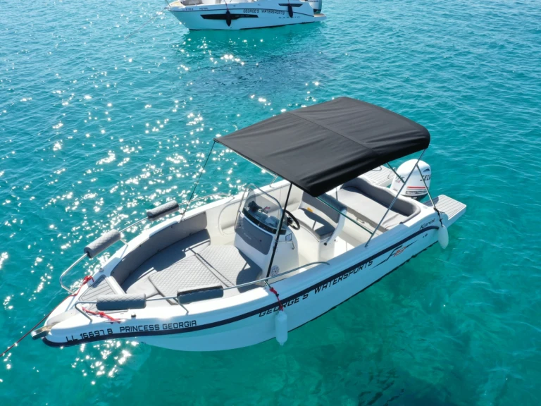 Alquiler de Karel F 19 en Latchi