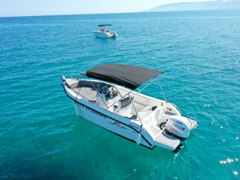 Alquiler de barcos Latchi barato de F 19