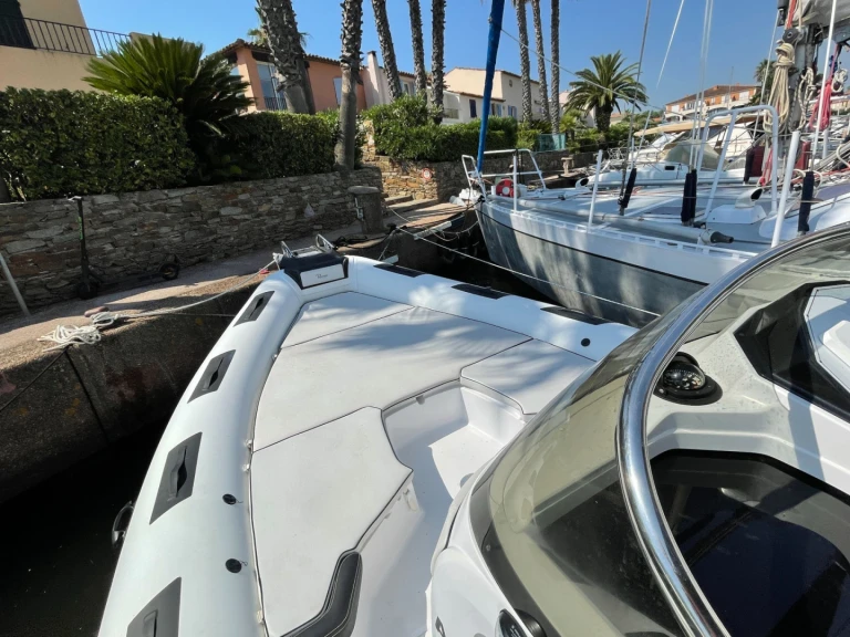 Alquiler Cogolin - Ranieri International  CAYMAN 31 en SamBoat