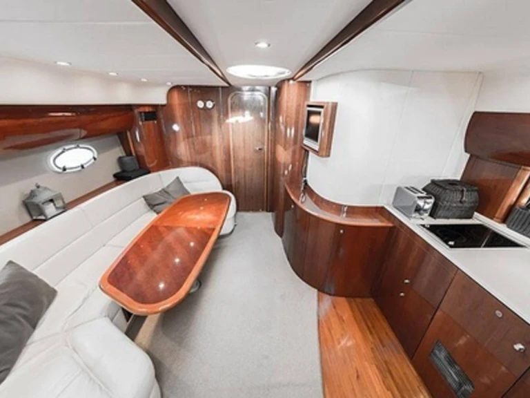 Alquiler Lancha Princess con o sin  título de navegación