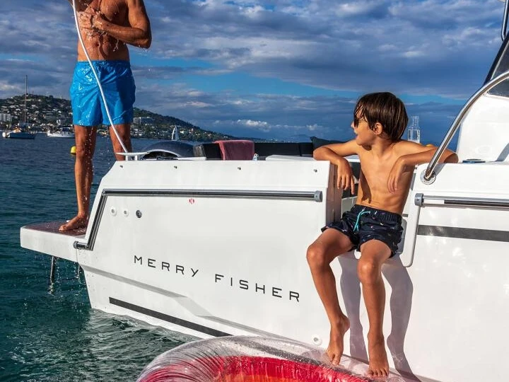 Alquiler de barcos Saint-Raphaël barato de Merry fisher 795 S2