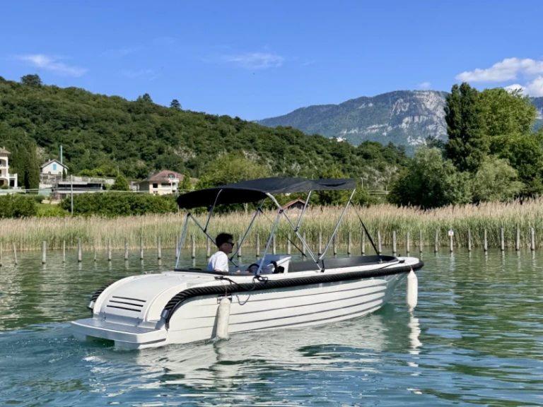 Lancha para alquilar Aix-les-Bains al mejor precio