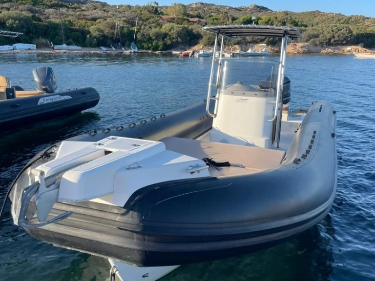Alquiler de barcos Propriano barato de Activ 605 Open