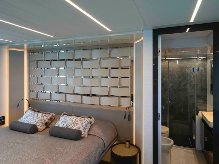 Alquiler de barcos Saint-Tropez barato de PERSHING 70