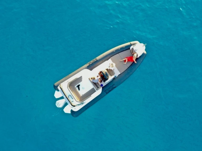 Alquiler de Quicksilver Activ 605 Open en Ajaccio