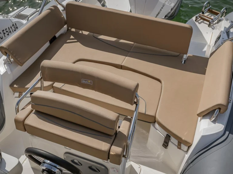 Alquiler de Neumática, con o sin patrón Bwa Lège-Cap-Ferret