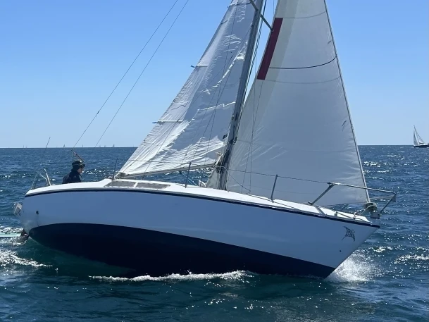 Alquiler de embarcaciones Jeanneau Brio enLa Forêt-Fouesnant en Samboat