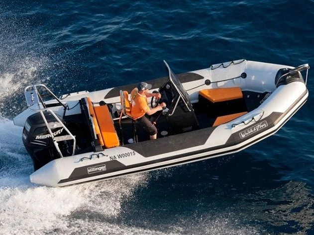 Sillinger 580 Silverline de alquiler a La Trinité-sur-Mer