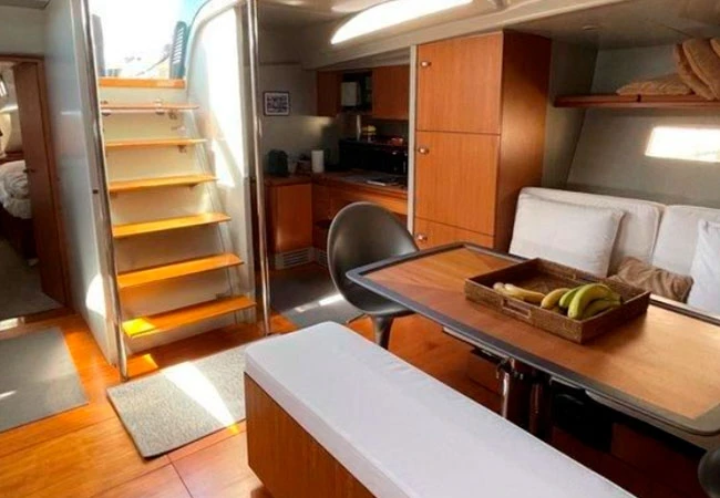 Alquiler de Maxi 65 en Barcelona