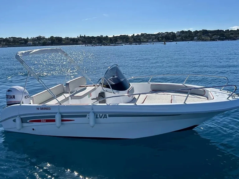 Lancha para alquilar Antibes al mejor precio