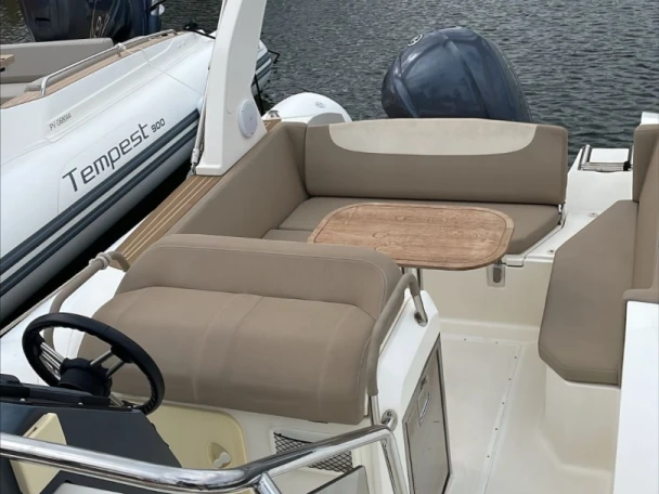 Alquiler de Neumática, con o sin patrón Capelli Port de Saint-Cyprien Méditerranée