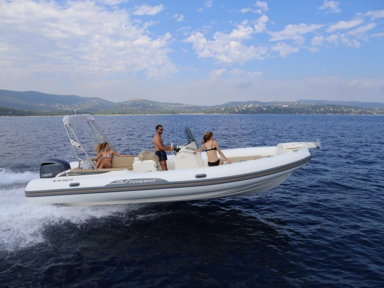 Alquiler de barcos Port de Saint-Cyprien Méditerranée barato de Tempest 775