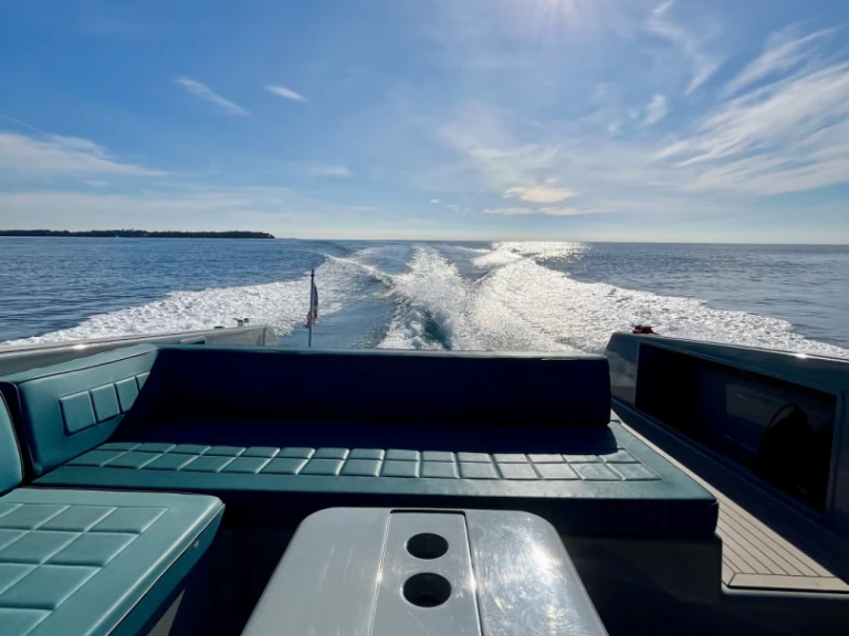 Alquiler de embarcaciones VanDutch VanDutch 40 enSaint-Jean-Cap-Ferrat en Samboat