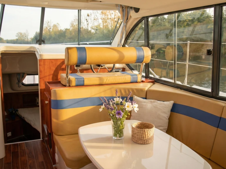 Alquiler de Nicols Yacht Nicols Estivale Duo en Amieira