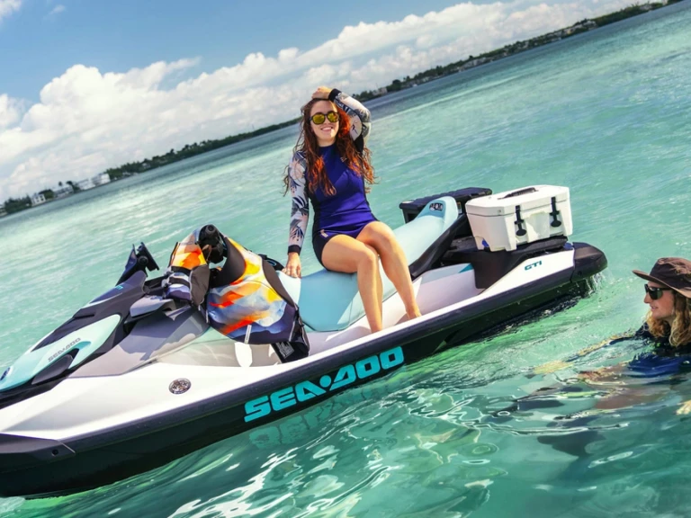 Sea-Doo GTX PRO de alquiler a Cambrils