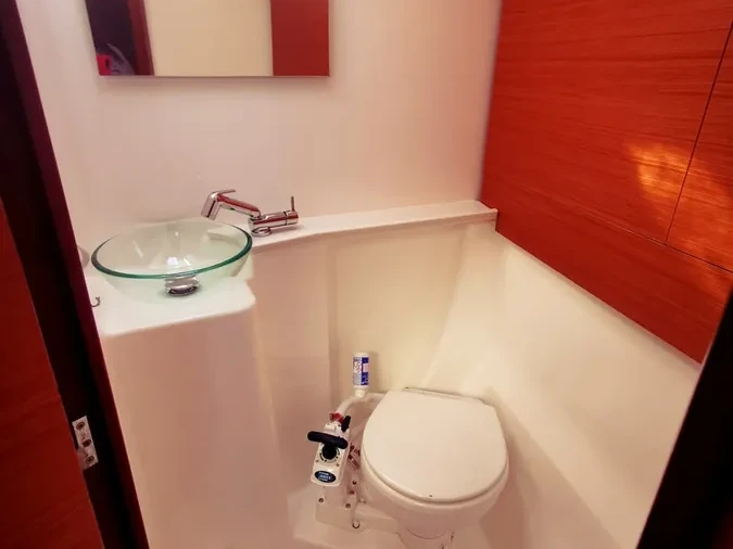 Alquiler de Dufour Dufour 460 Grand Large en Marina (Ciudad)