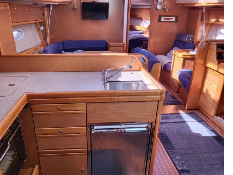 Velero para alquilar Hjellestad al mejor precio