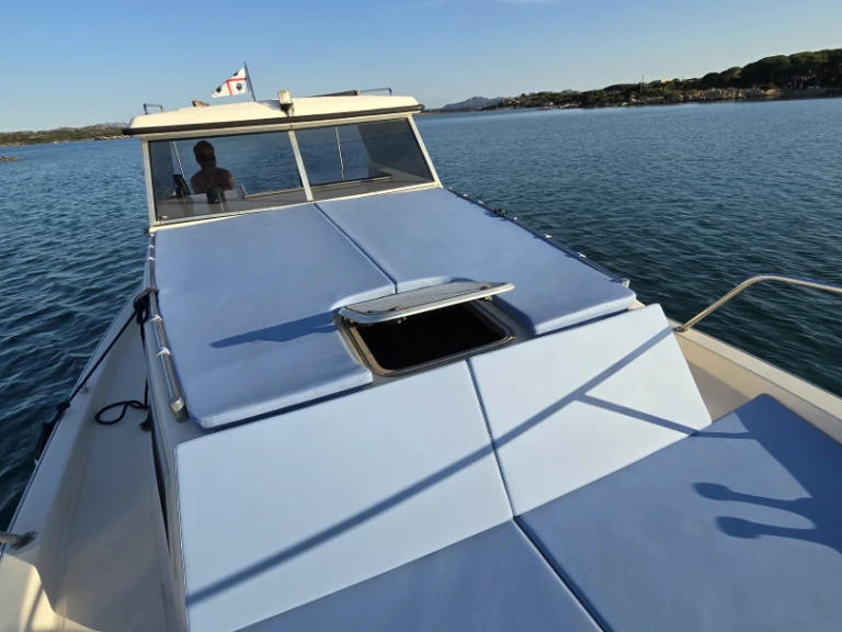 Alquiler de Omnia Nautica Omnia 95/1 en La Maddalena