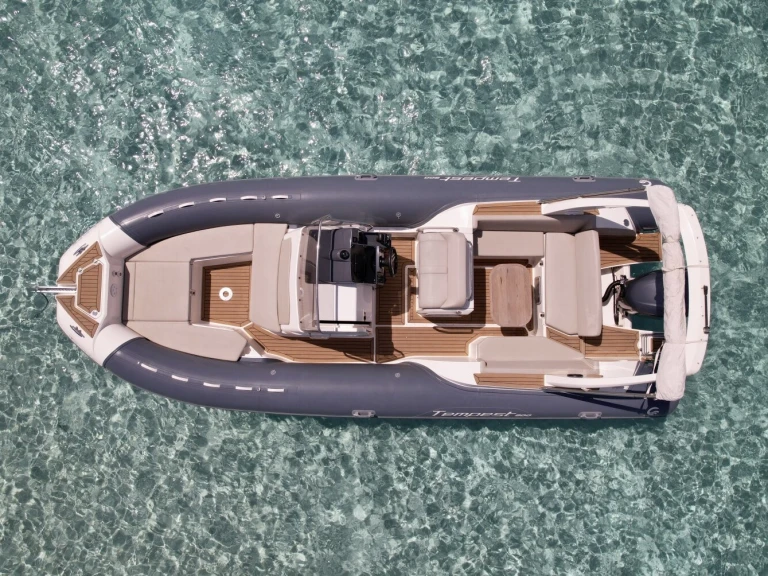 Alquiler Neumática Capelli con o sin  título de navegación