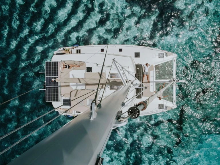 Catamarán para alquilar Atenas al mejor precio