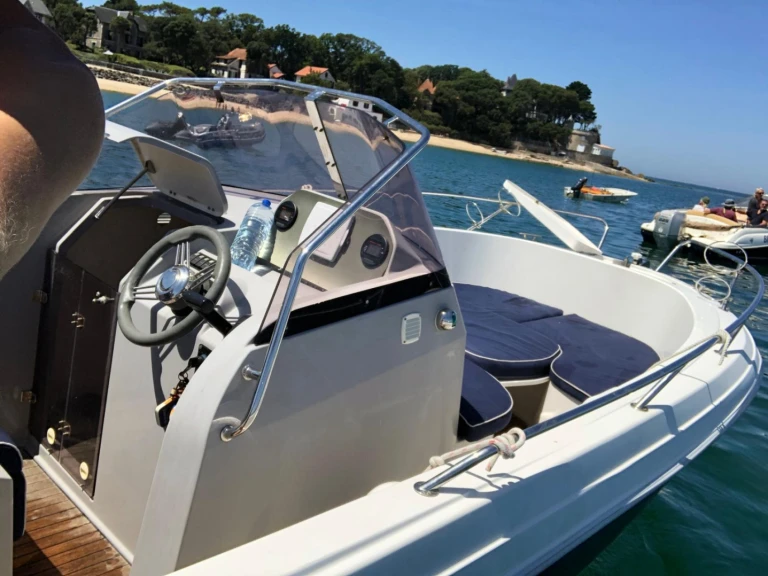 Alquiler de Pacific Craft Pacific Craft 670 Open Trendy North Shor en Noirmoutier-en-l'Île
