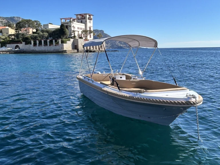 Alquiler Lancha Silver Yacht con o sin  título de navegación