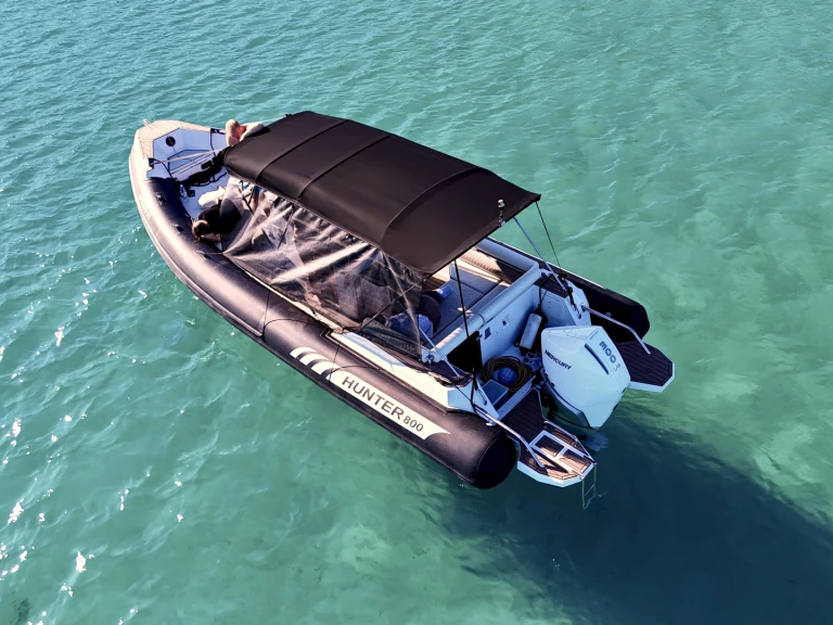 Alquiler de Zenit Hunter 800 en Split