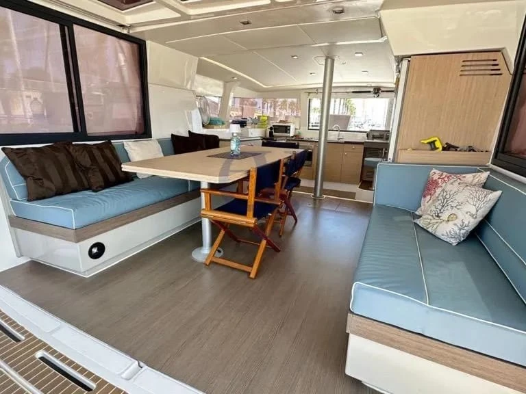 Alquiler de barcos Rímini barato de Bali 4.0