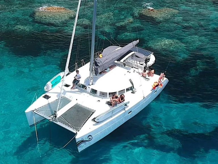 Alquiler de embarcaciones Lagoon Lagoon 380 S2 enMarsala en Samboat