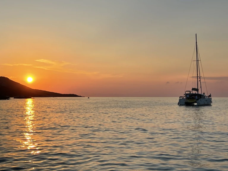 Lancha para alquilar Oletta al mejor precio